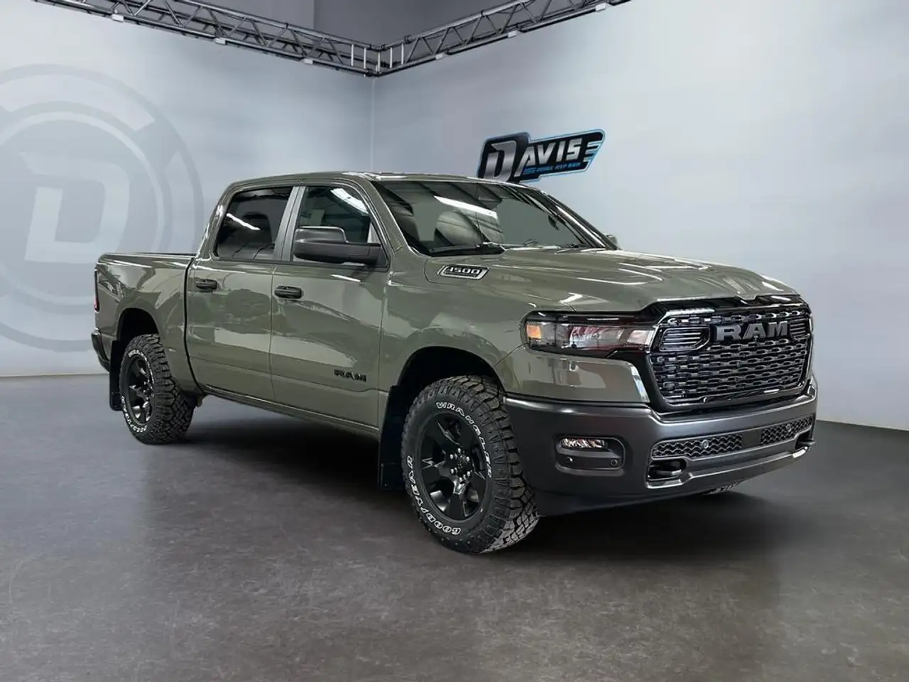 RAM 1500 снимка RAM 1500