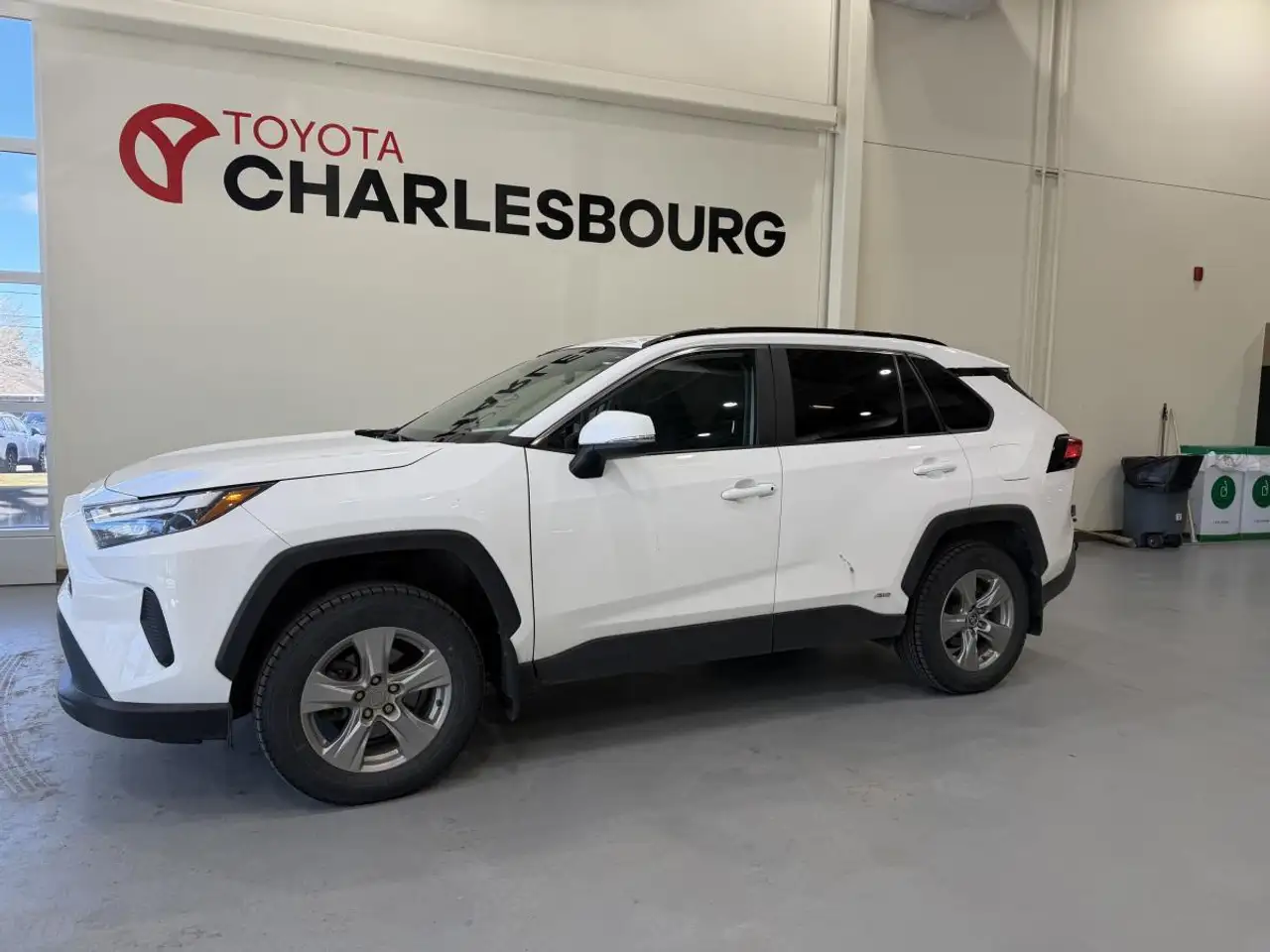 Toyota RAV 4 снимка Toyota RAV 4