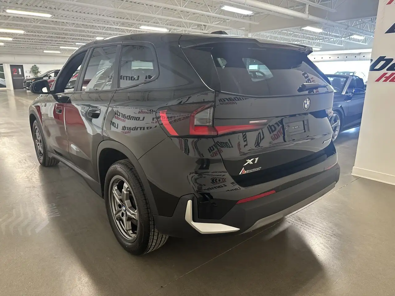 BMW X1 снимка BMW X1