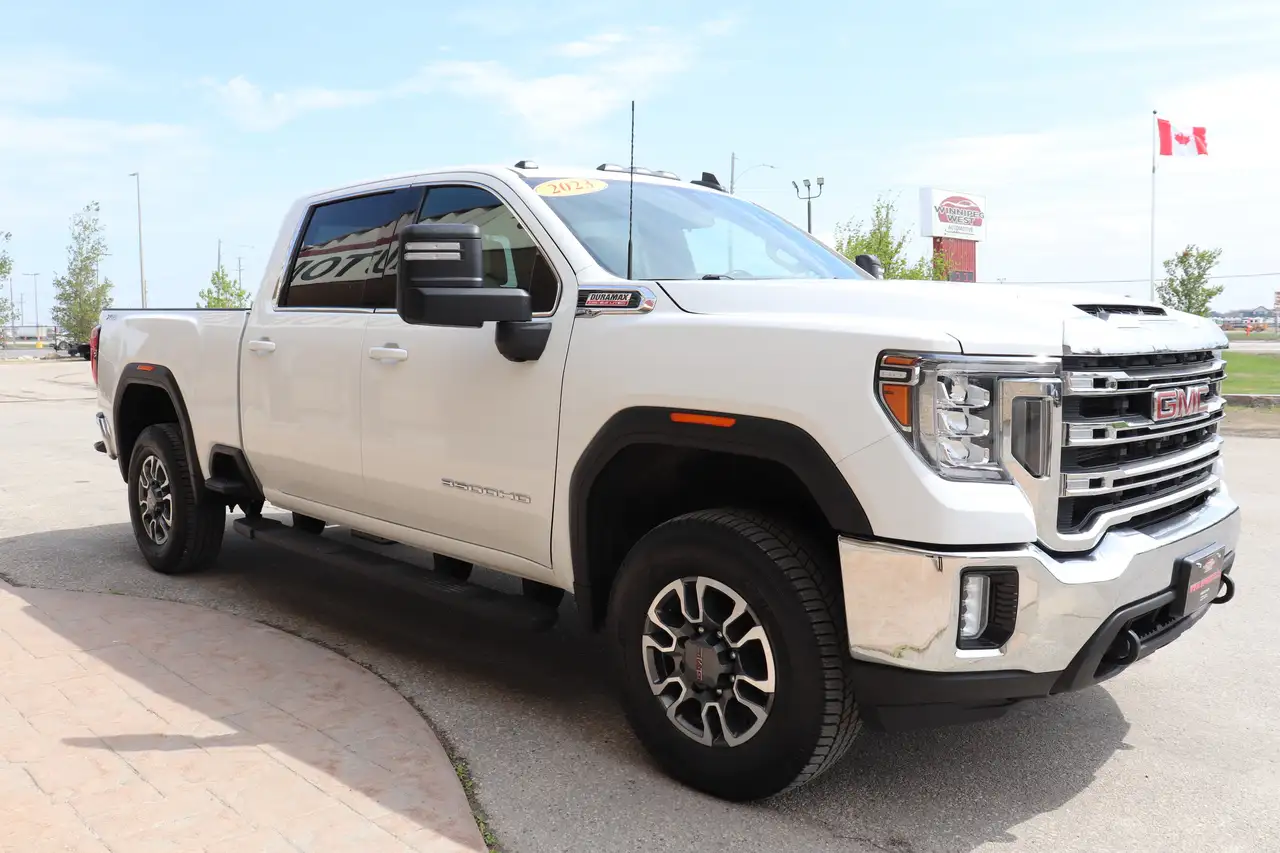 GMC Sierra 3500HD снимка GMC Sierra 3500HD