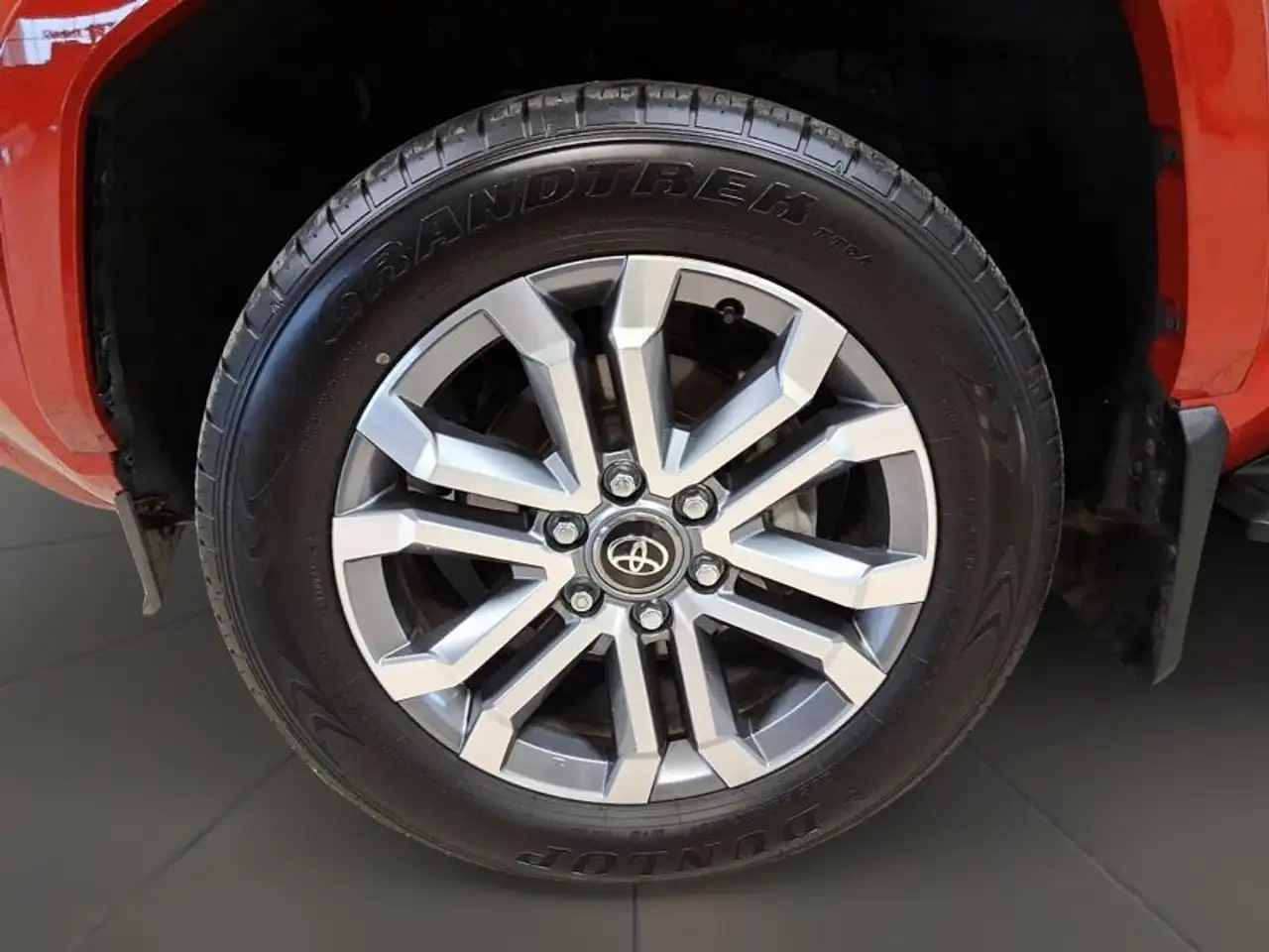 Toyota 4-Runner снимка Toyota 4-Runner