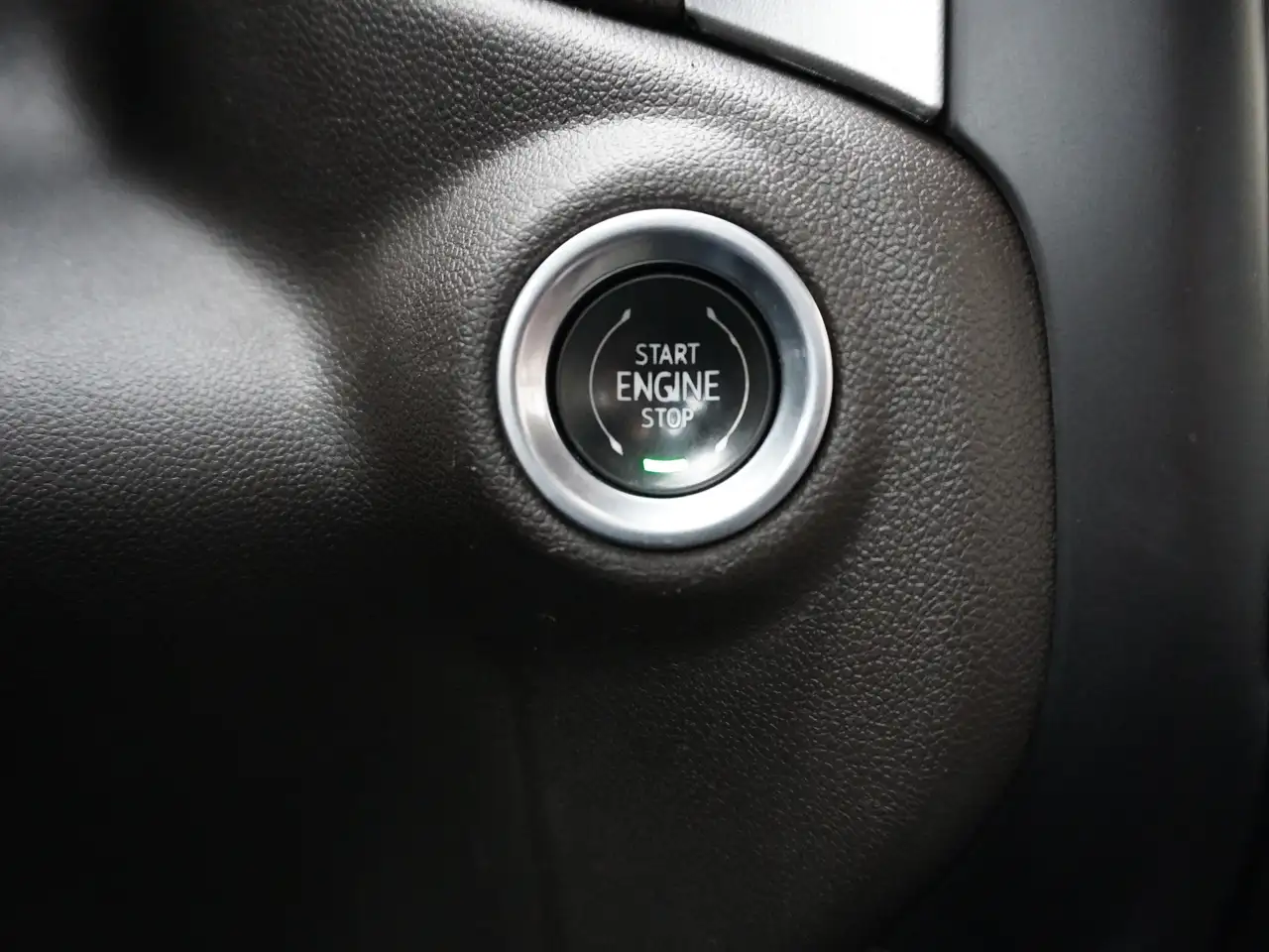 GMC Sierra 3500HD снимка GMC Sierra 3500HD