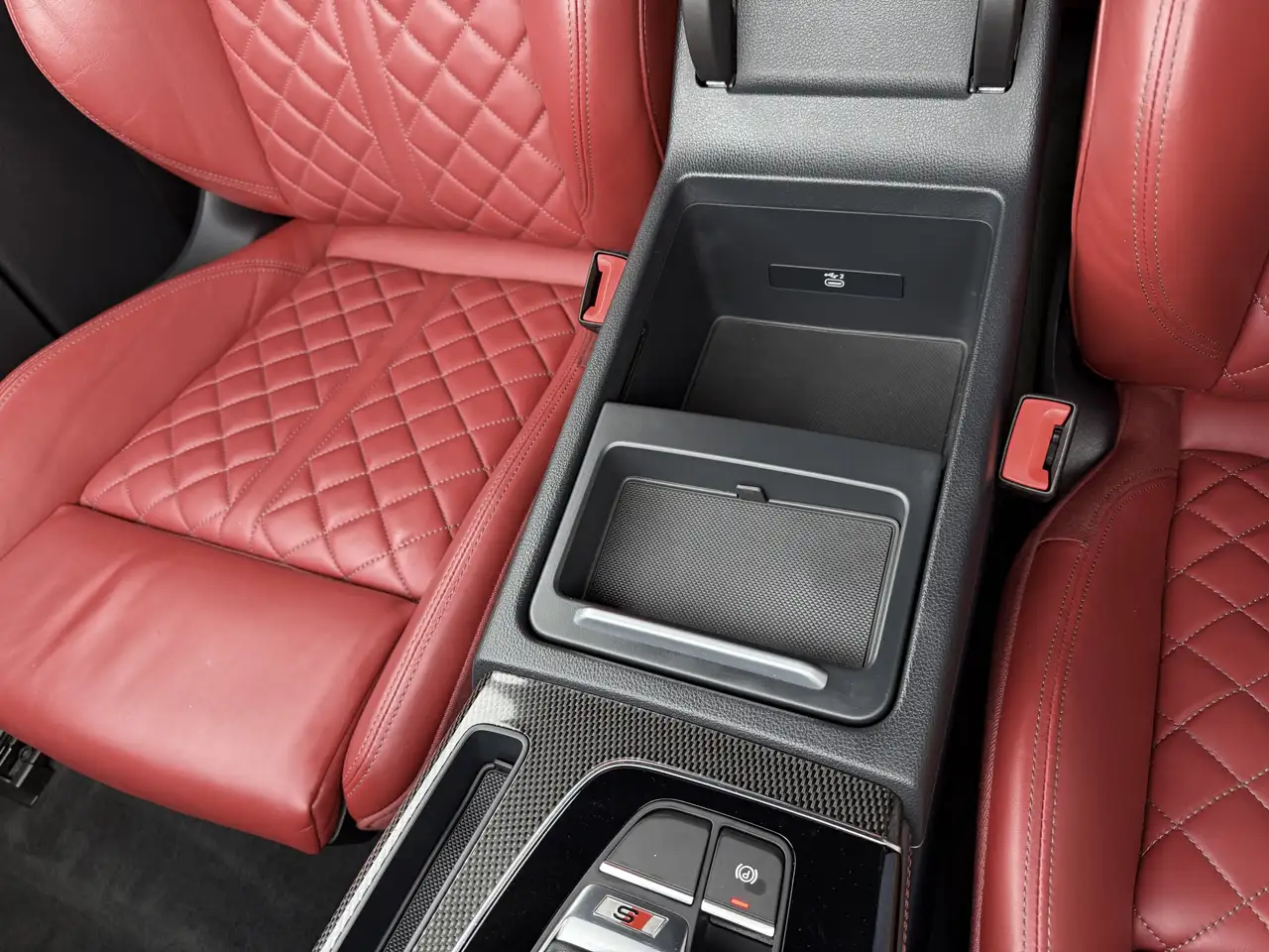 Audi SQ5 снимка Audi SQ5