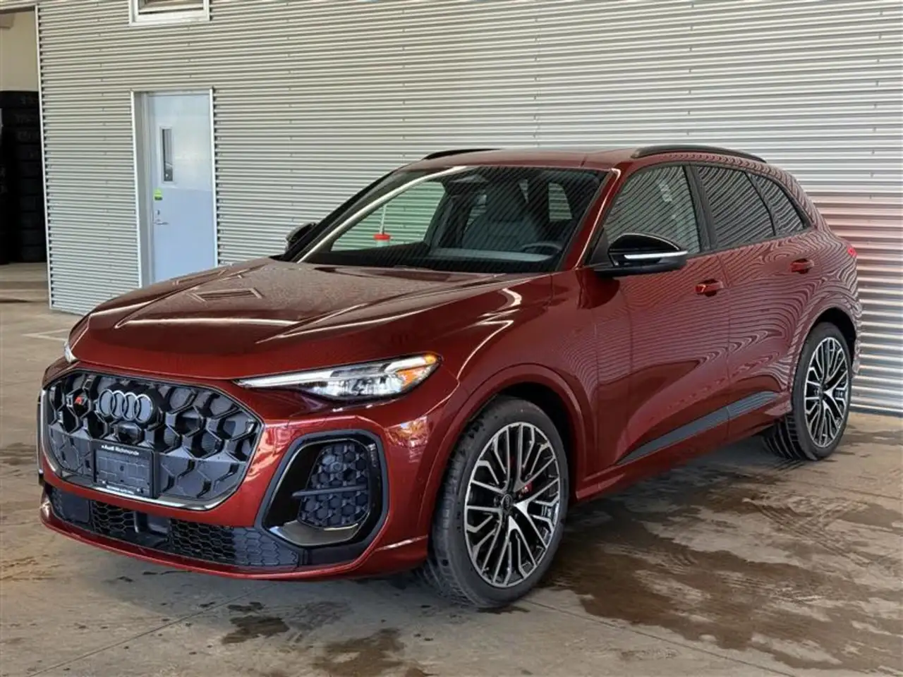 Audi SQ5 снимка Audi SQ5
