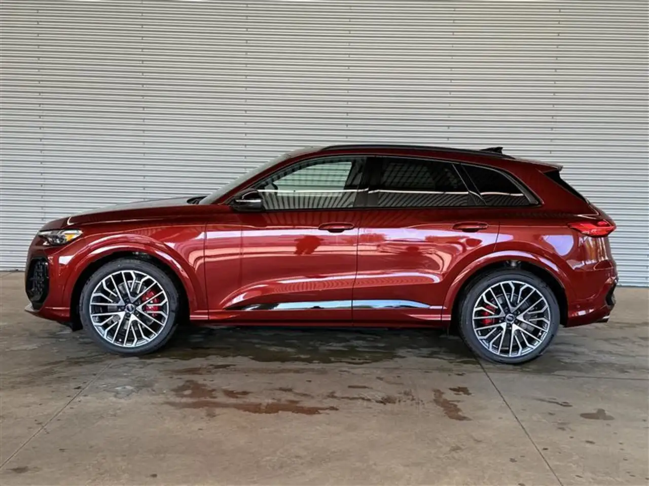 Audi SQ5 снимка Audi SQ5