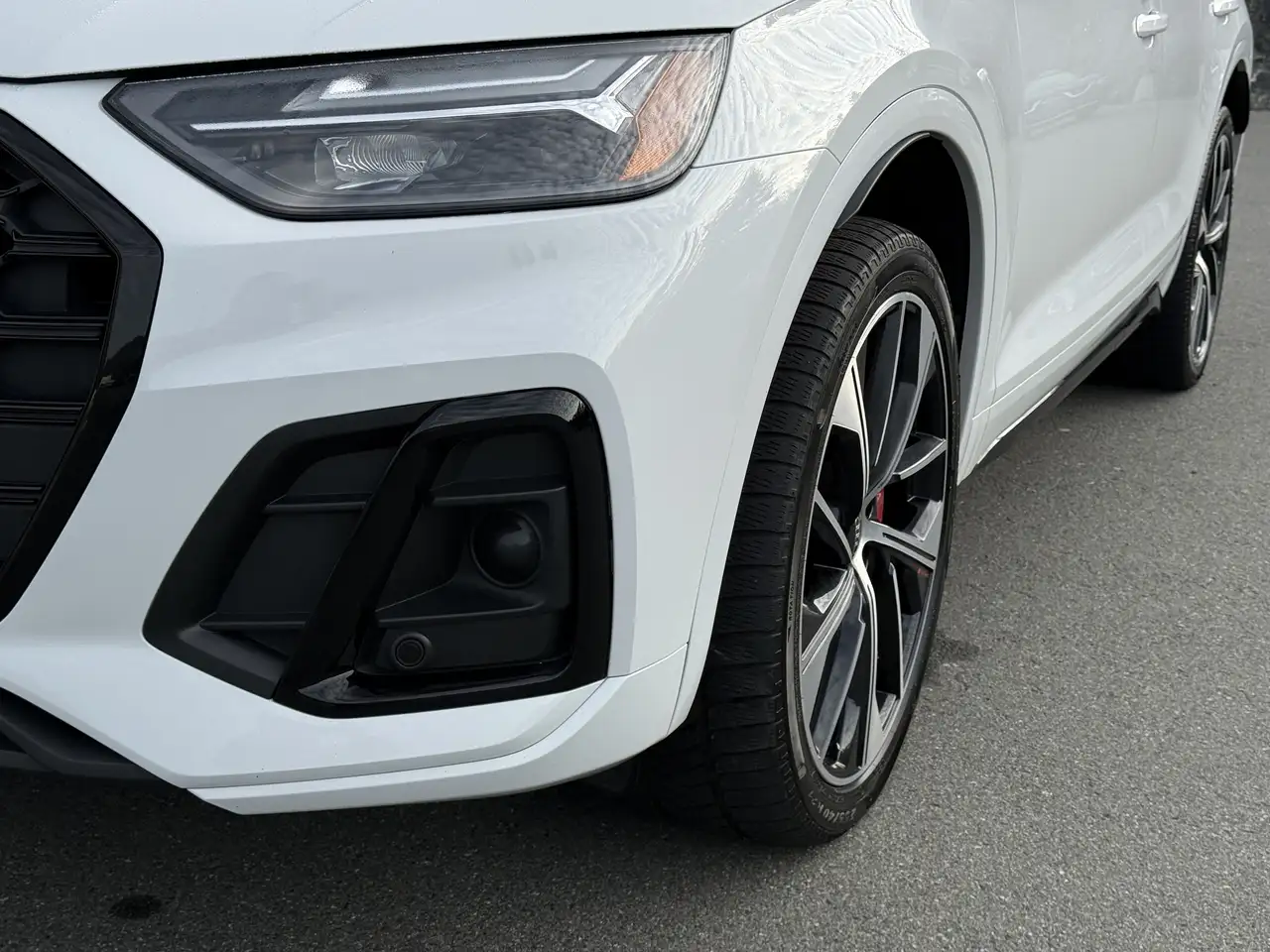 Audi SQ5 снимка Audi SQ5