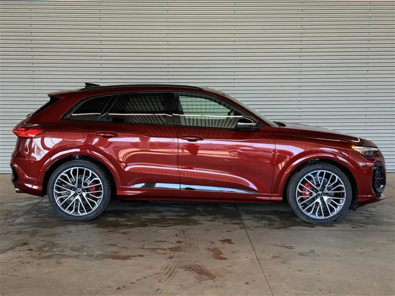 Audi SQ5 снимка Audi SQ5