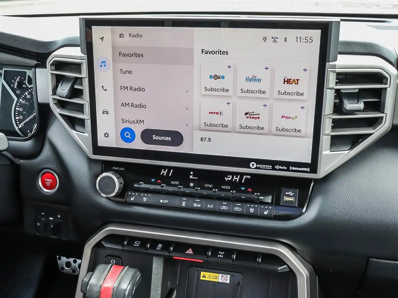 Toyota Tundra снимка Toyota Tundra