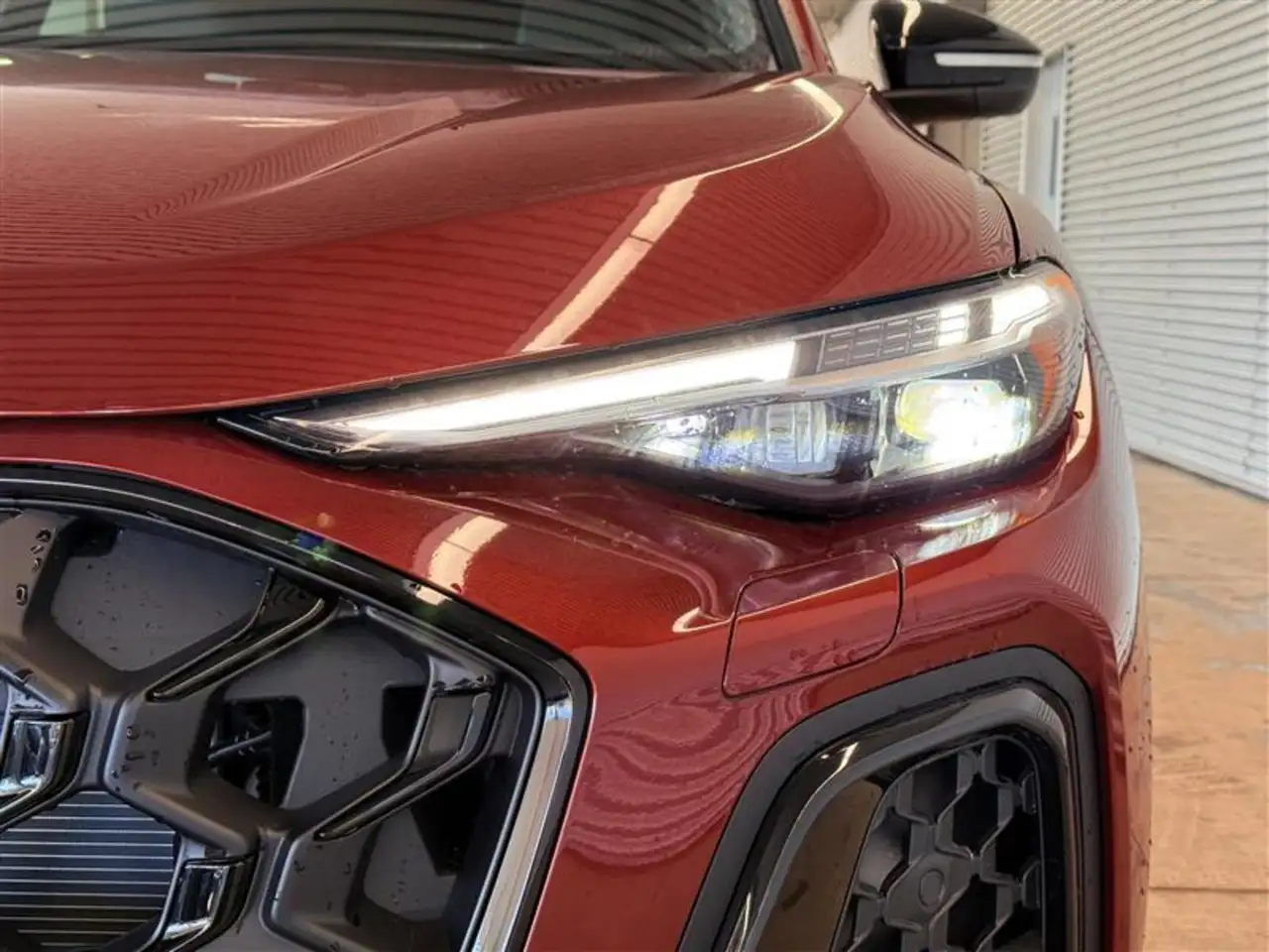 Audi SQ5 снимка Audi SQ5