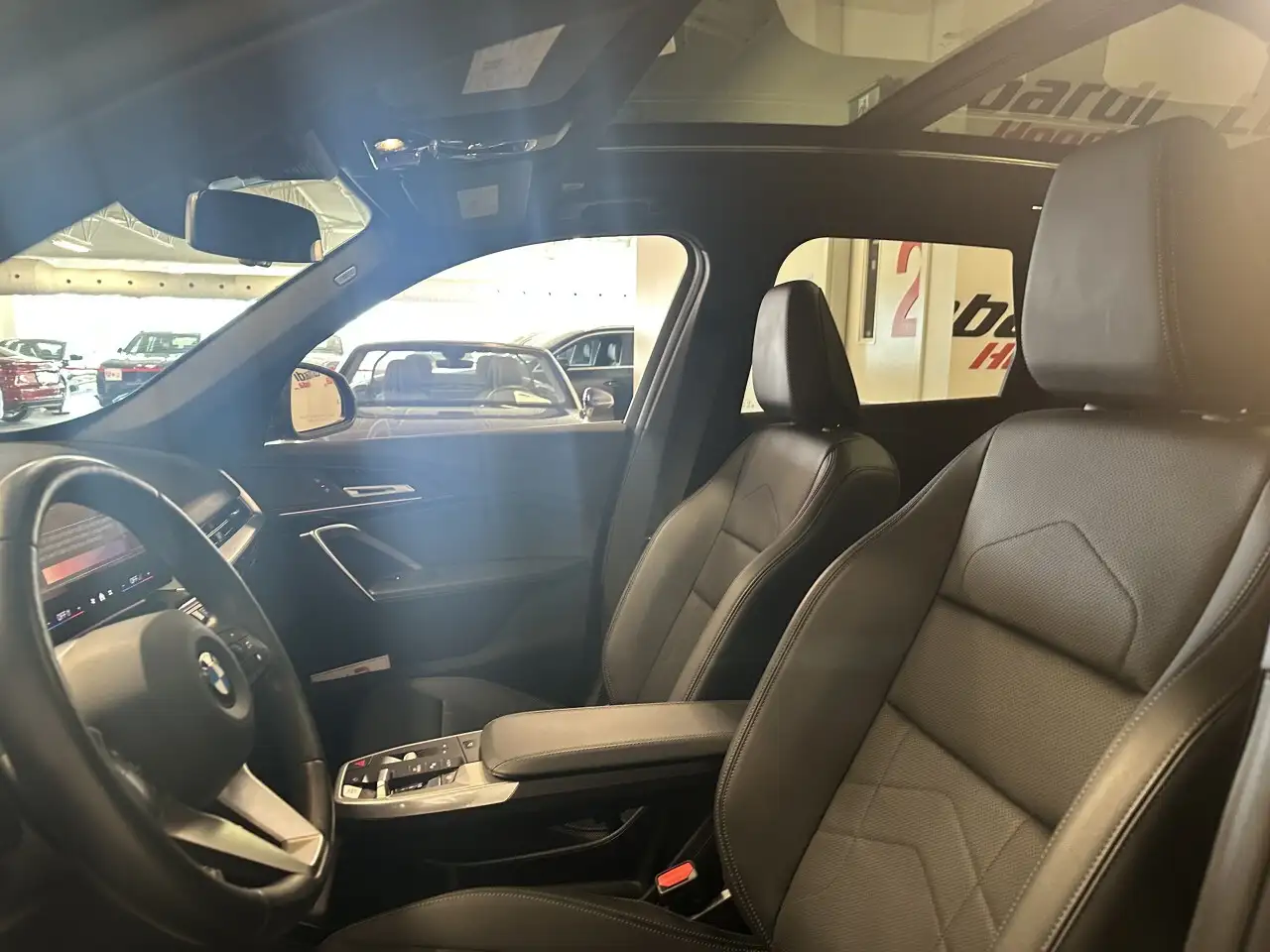 BMW X1 снимка BMW X1