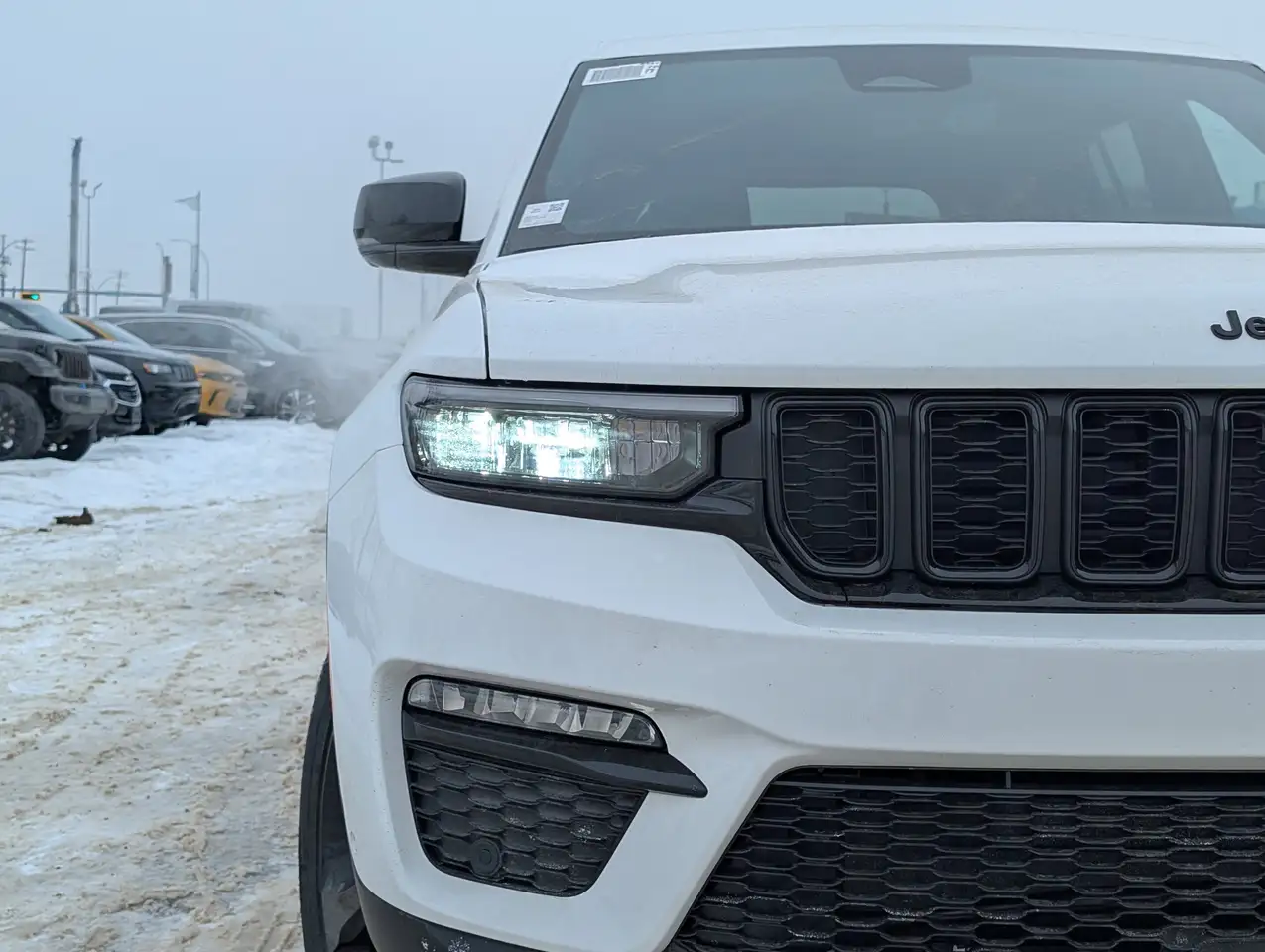 Jeep Grand Cherokee снимка Jeep Grand Cherokee