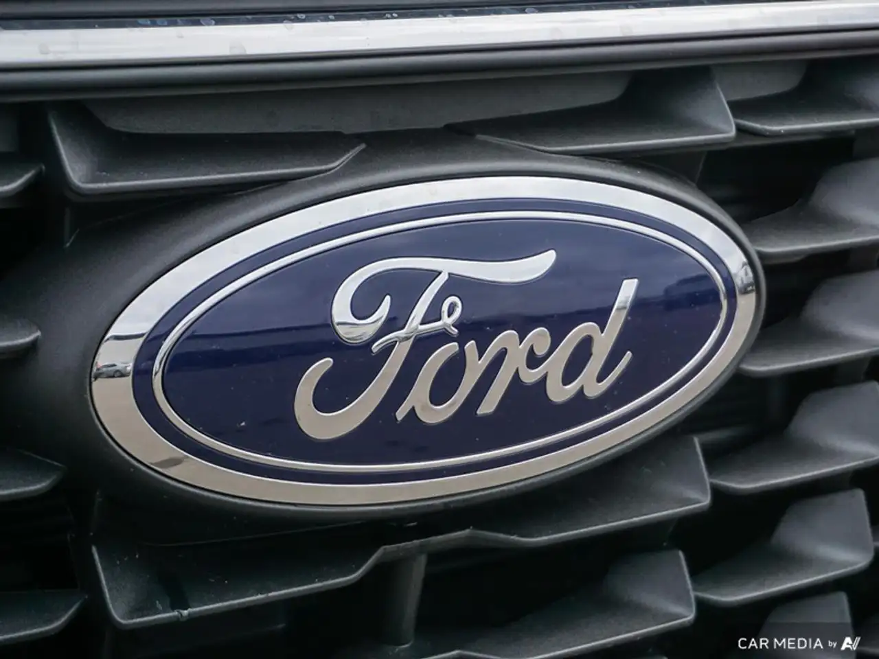 Ford Escape снимка Ford Escape
