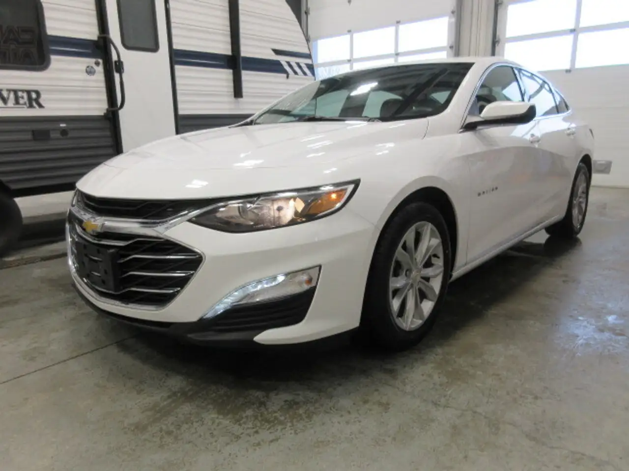 Chevrolet Malibu снимка Chevrolet Malibu