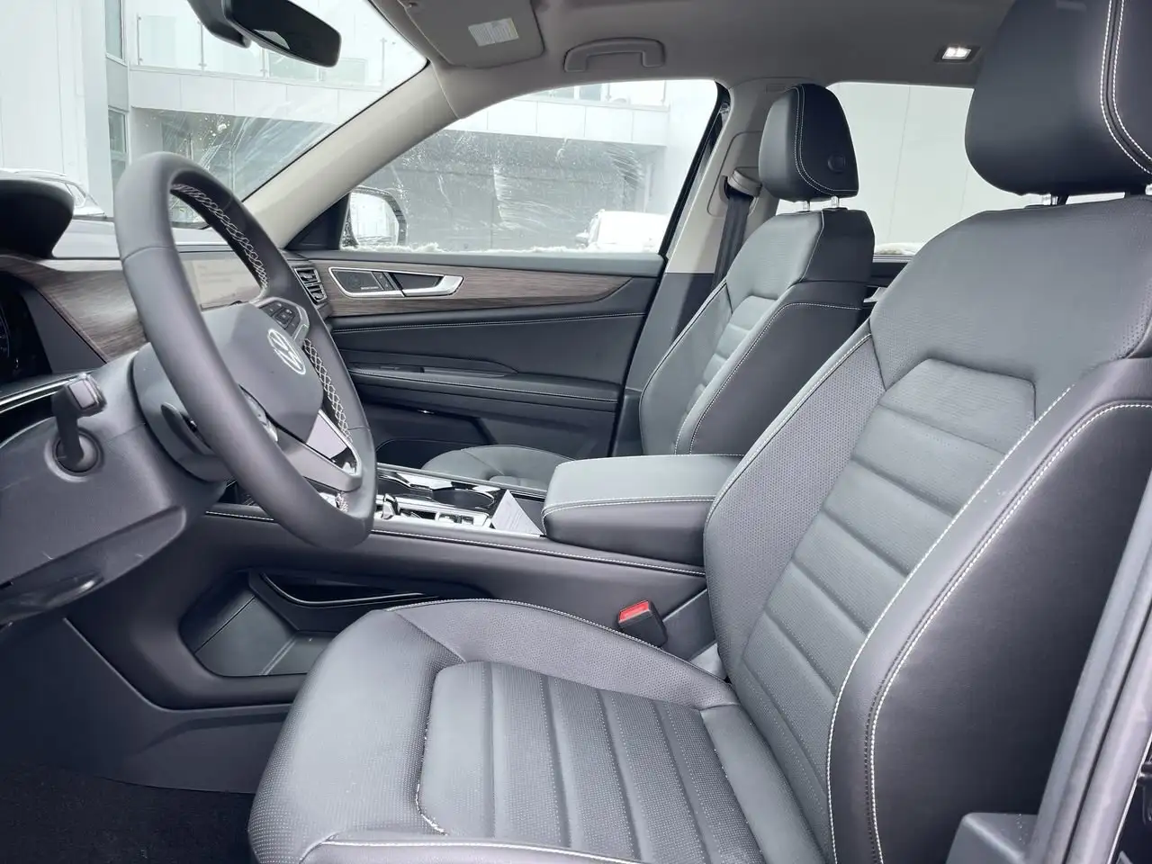 Volkswagen Atlas снимка Volkswagen Atlas
