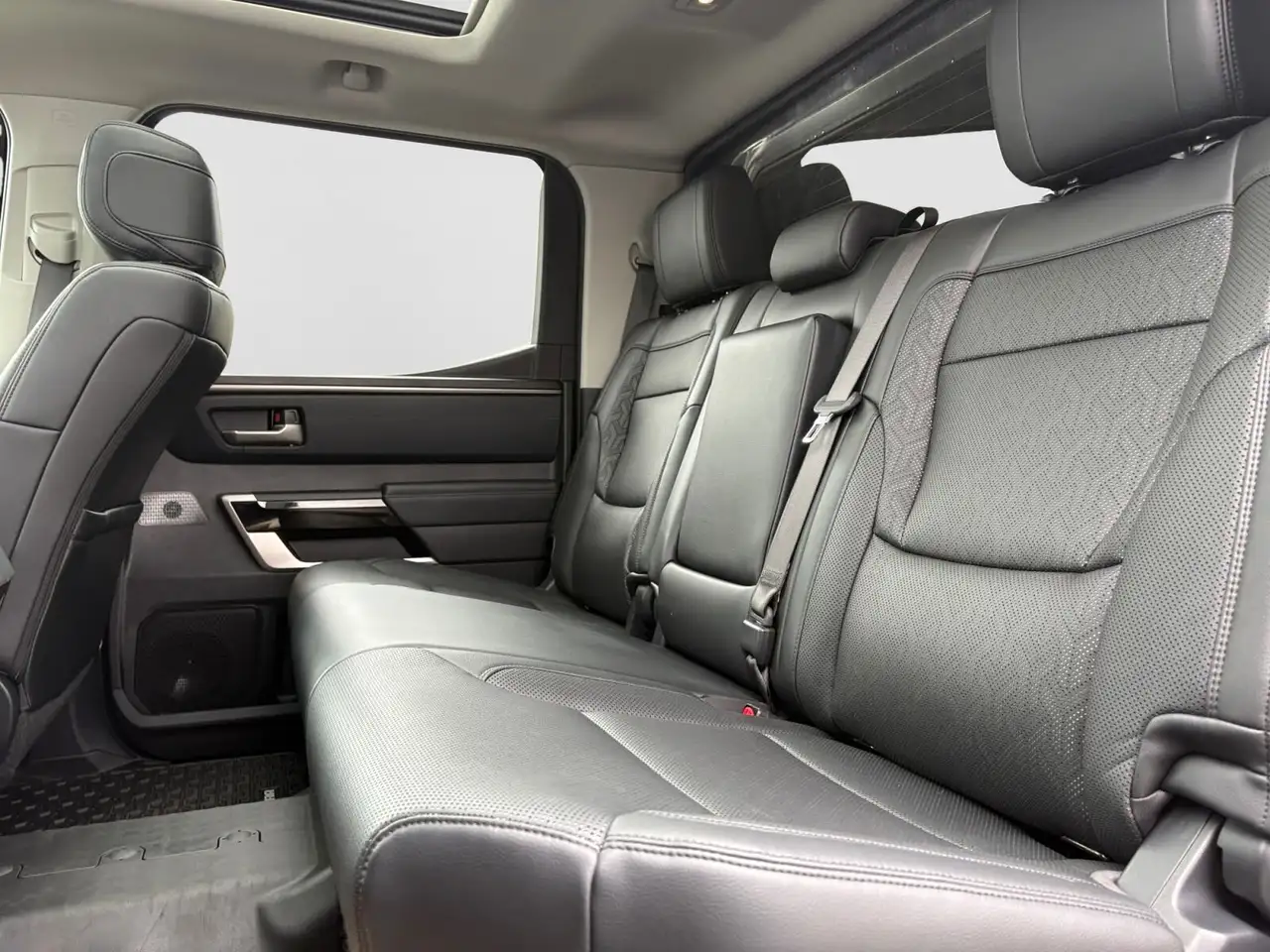 Toyota Tundra photo Toyota Tundra
