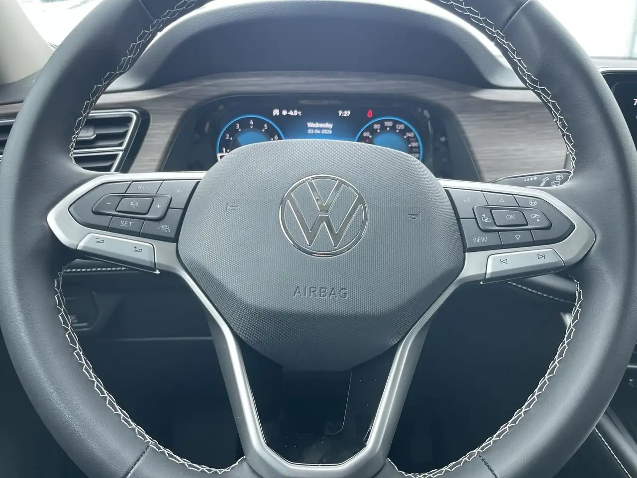 Volkswagen Atlas снимка Volkswagen Atlas