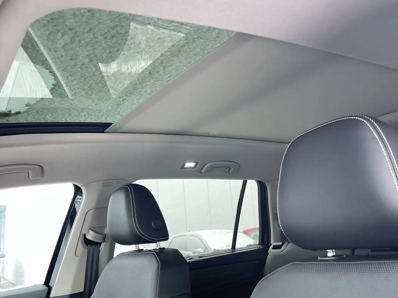Volkswagen Atlas снимка Volkswagen Atlas
