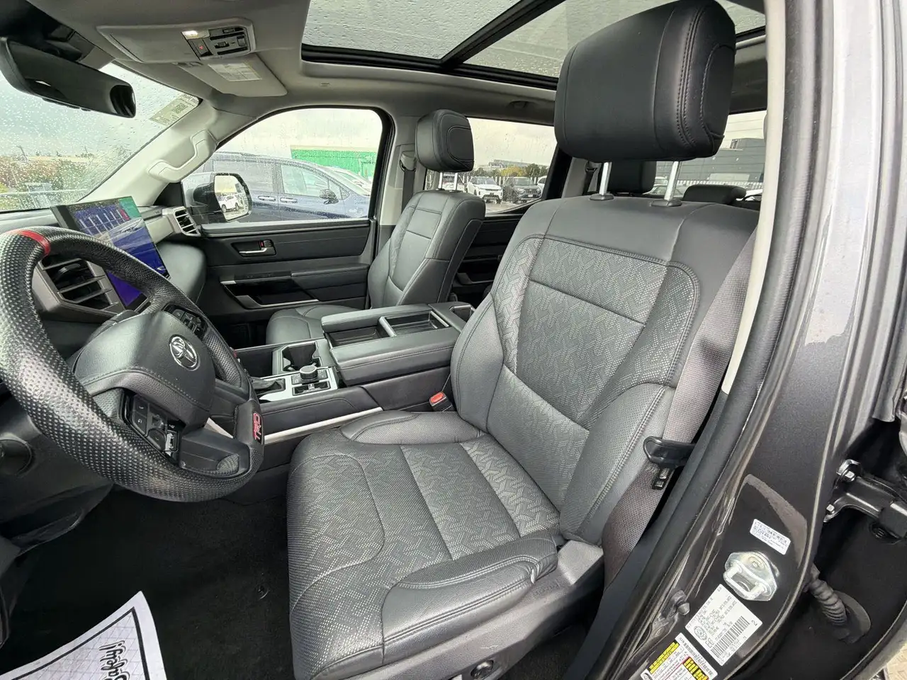 Toyota Tundra снимка Toyota Tundra