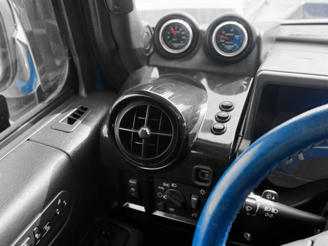 HUMMER H2 photo HUMMER H2