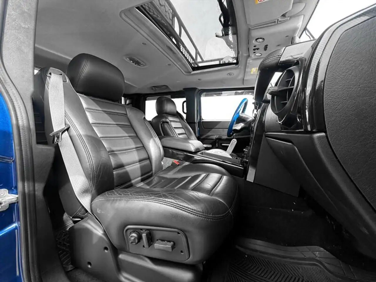 HUMMER H2 photo HUMMER H2