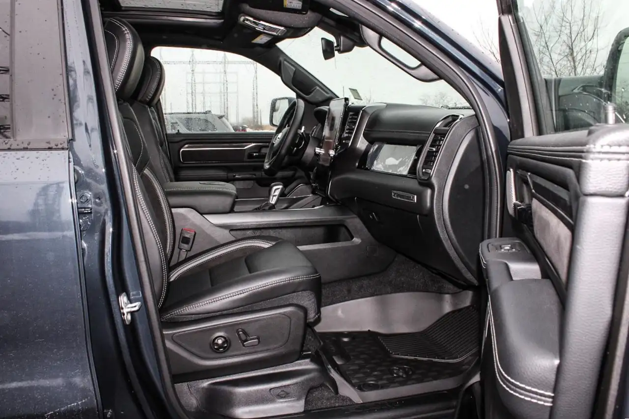 RAM 1500 photo RAM 1500