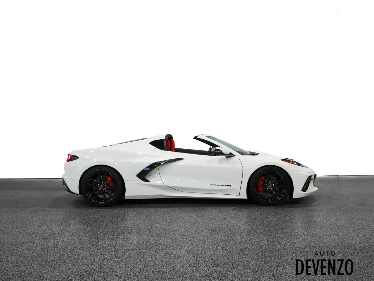 Chevrolet Corvette снимка Chevrolet Corvette