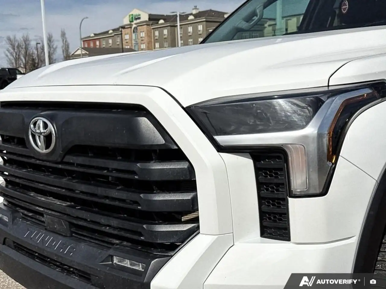 Toyota Tundra снимка Toyota Tundra
