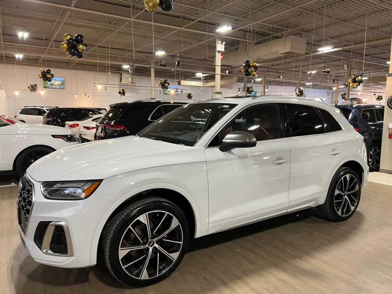 Audi SQ5 снимка Audi SQ5