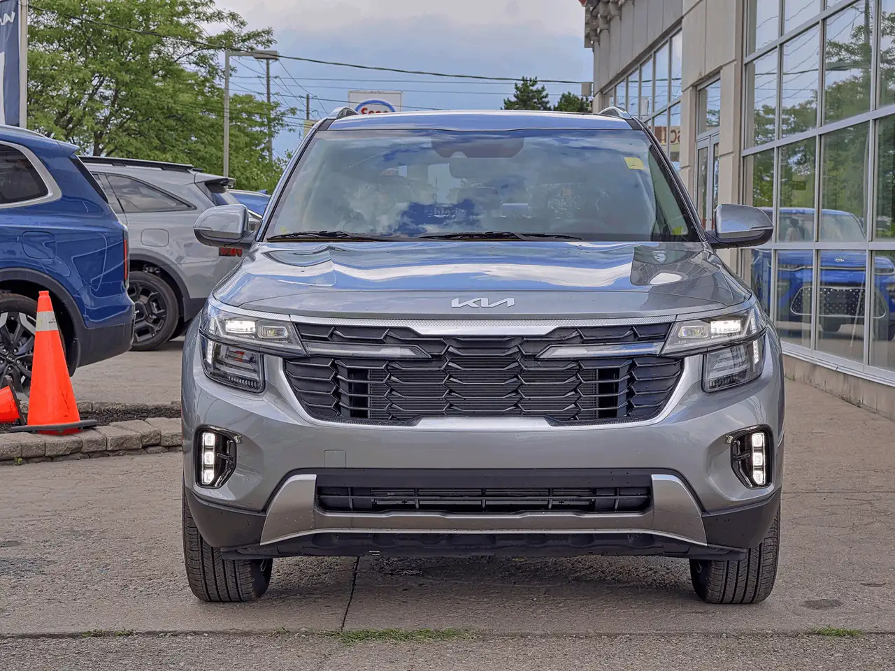 Kia Seltos снимка Kia Seltos