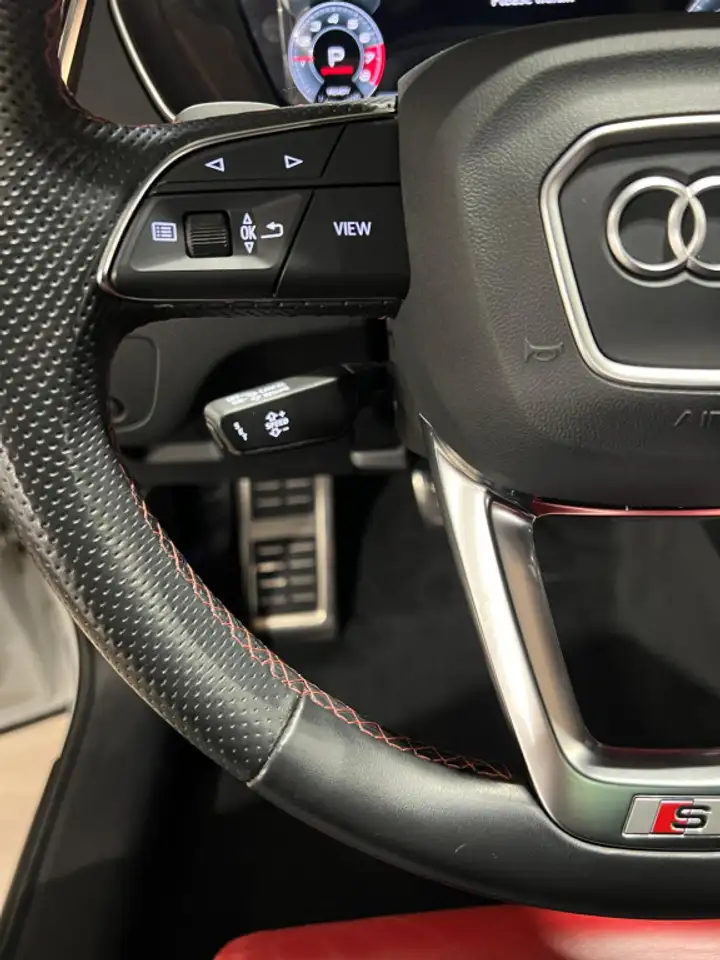 Audi SQ5 снимка Audi SQ5