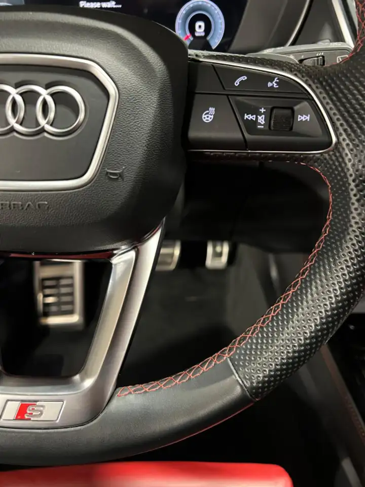 Audi SQ5 снимка Audi SQ5