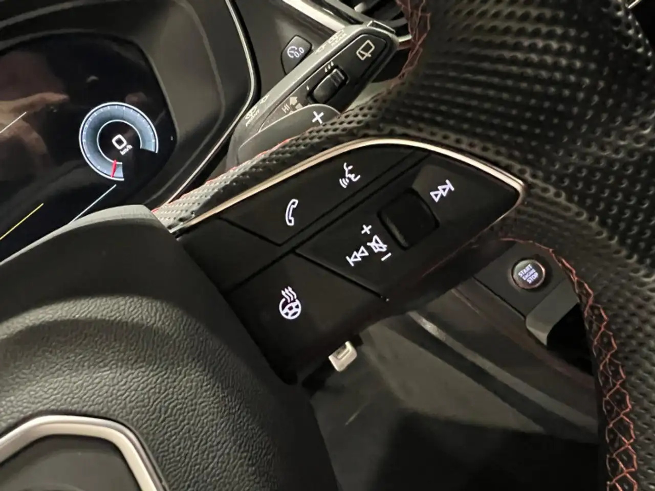 Audi SQ5 снимка Audi SQ5