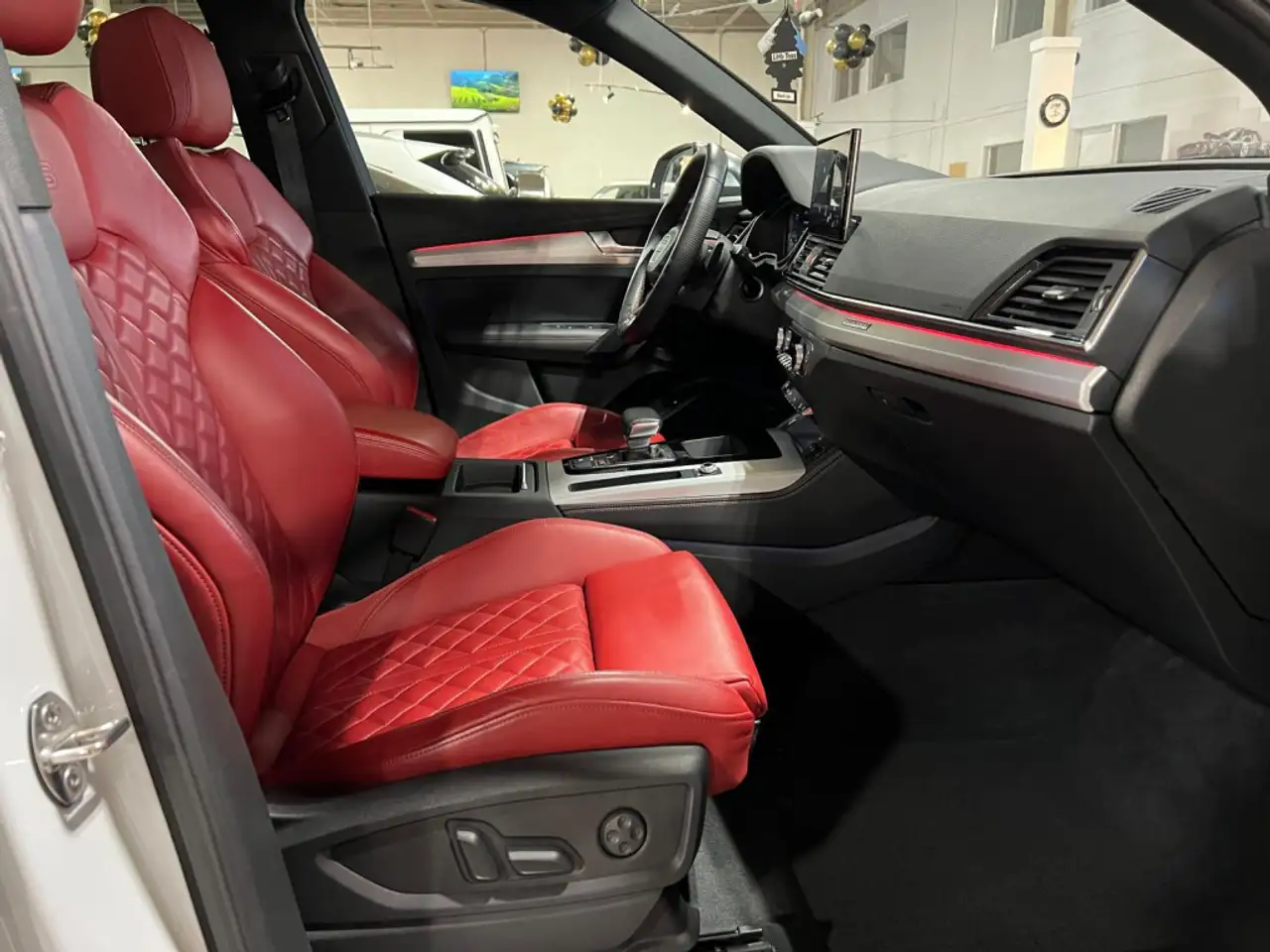 Audi SQ5 снимка Audi SQ5