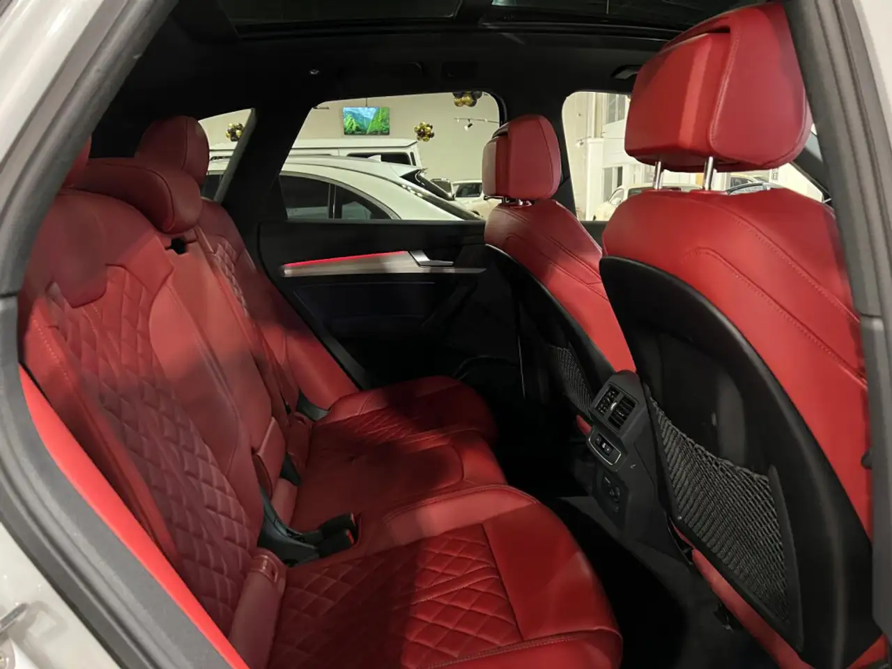 Audi SQ5 снимка Audi SQ5