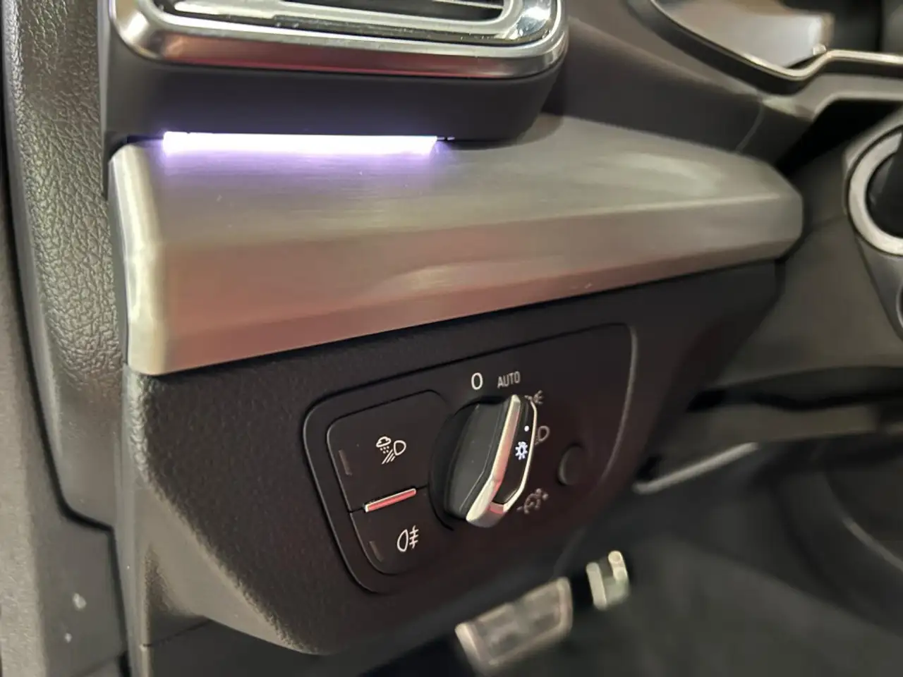 Audi SQ5 снимка Audi SQ5