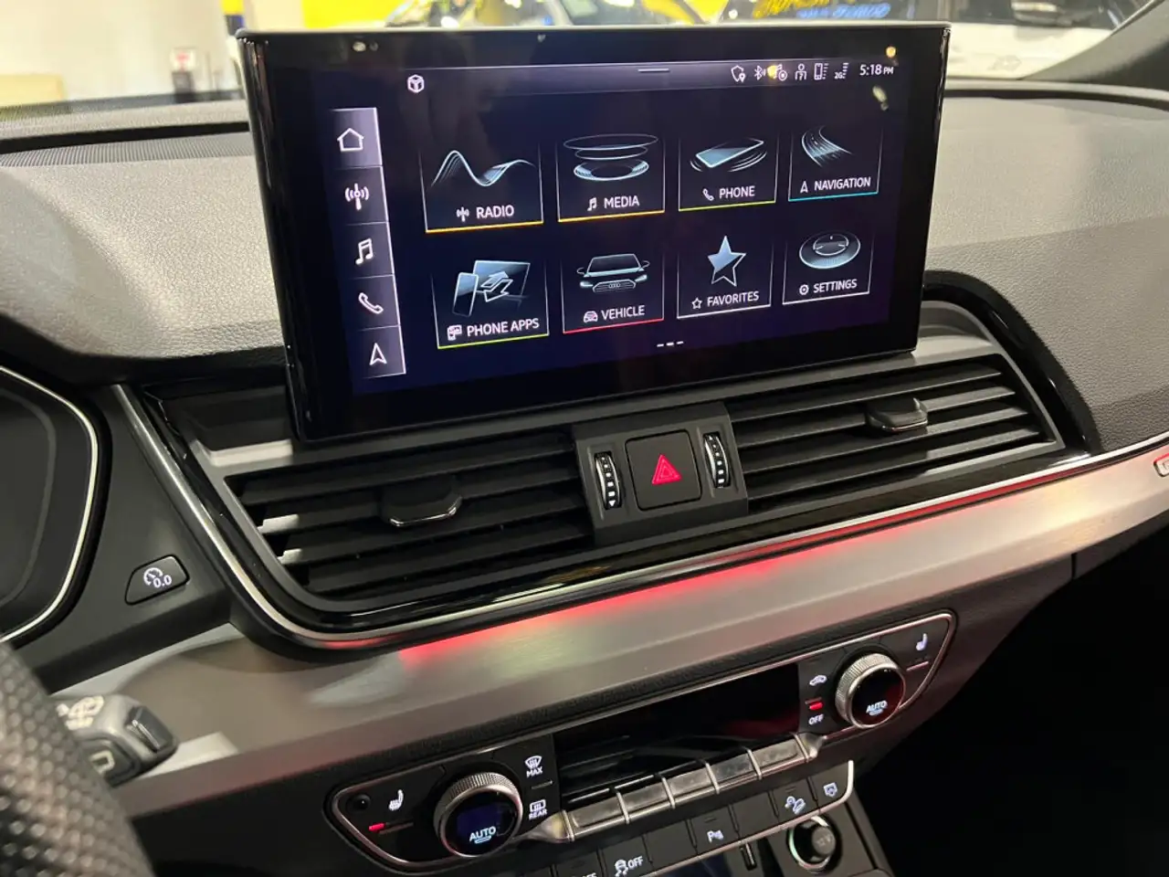 Audi SQ5 снимка Audi SQ5