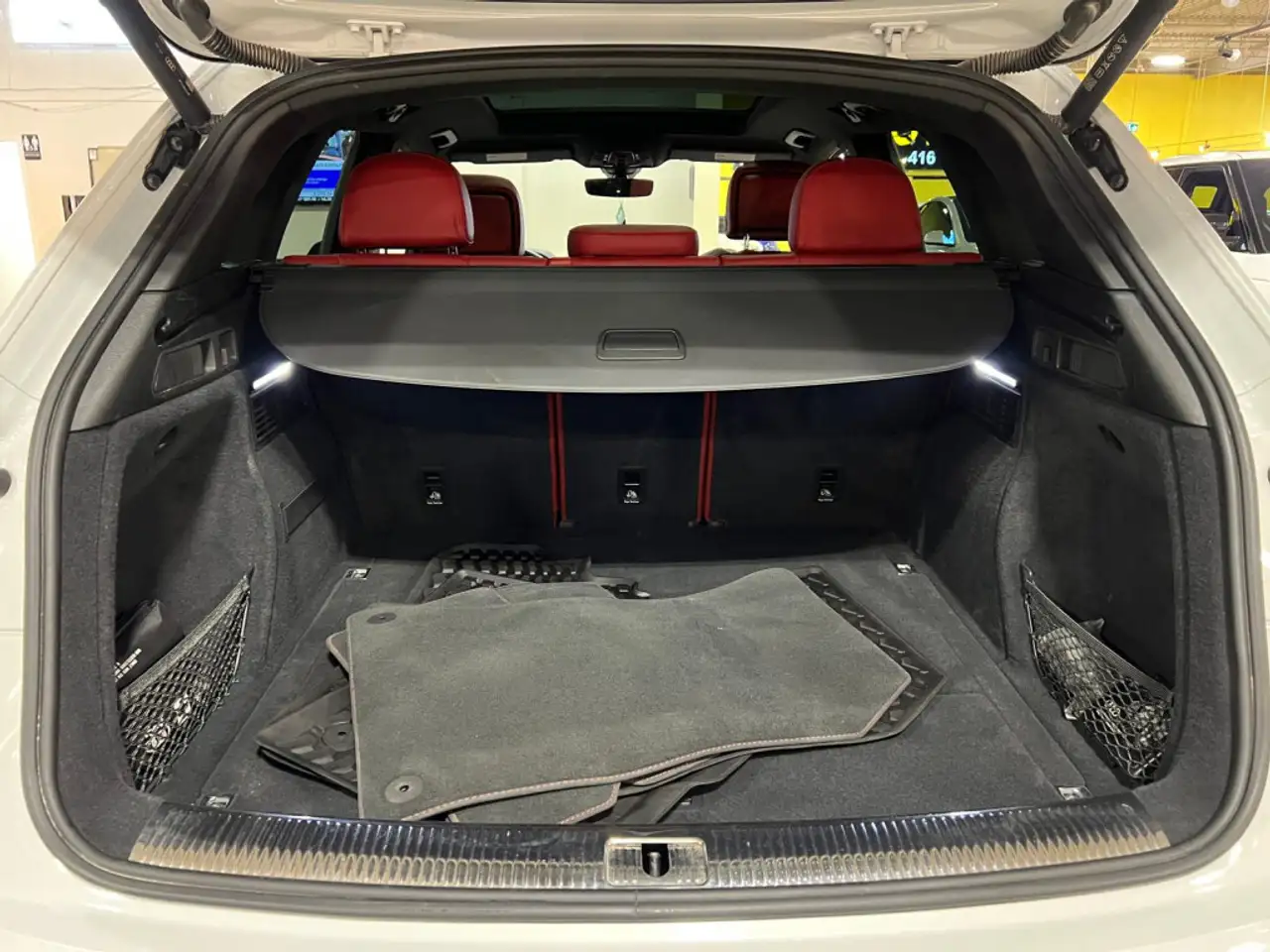 Audi SQ5 снимка Audi SQ5