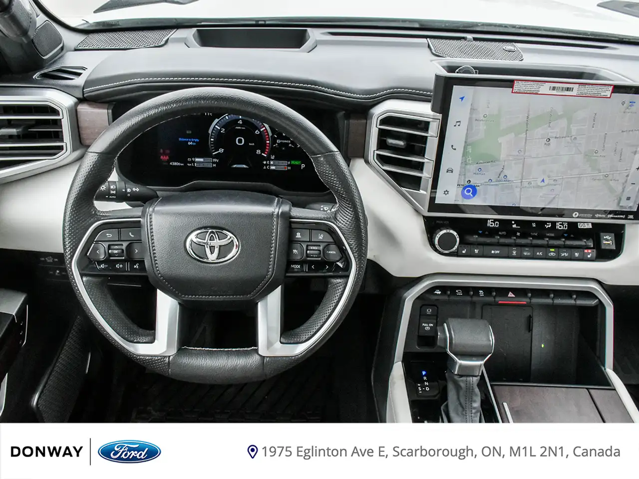 Toyota Tundra снимка Toyota Tundra