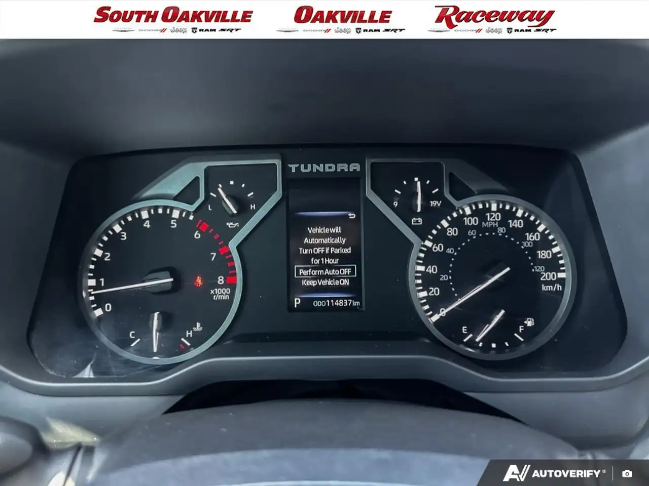 Toyota Tundra снимка Toyota Tundra