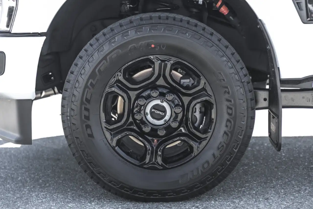 Ford F 350 photo Ford F 350