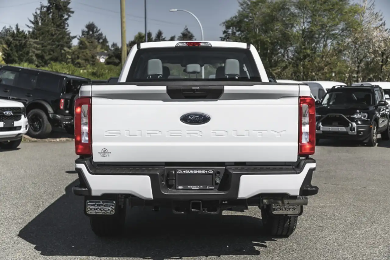 Ford F 350 photo Ford F 350
