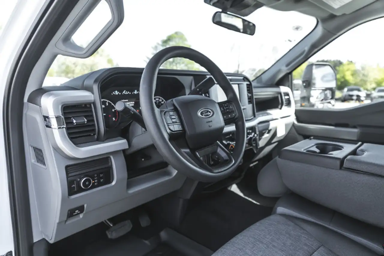 Ford F 350 photo Ford F 350