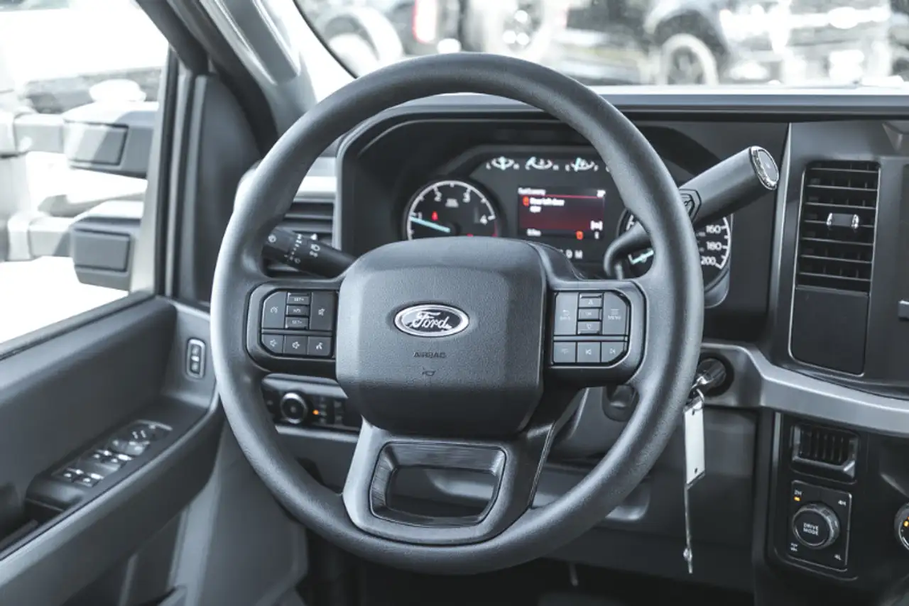 Ford F 350 photo Ford F 350