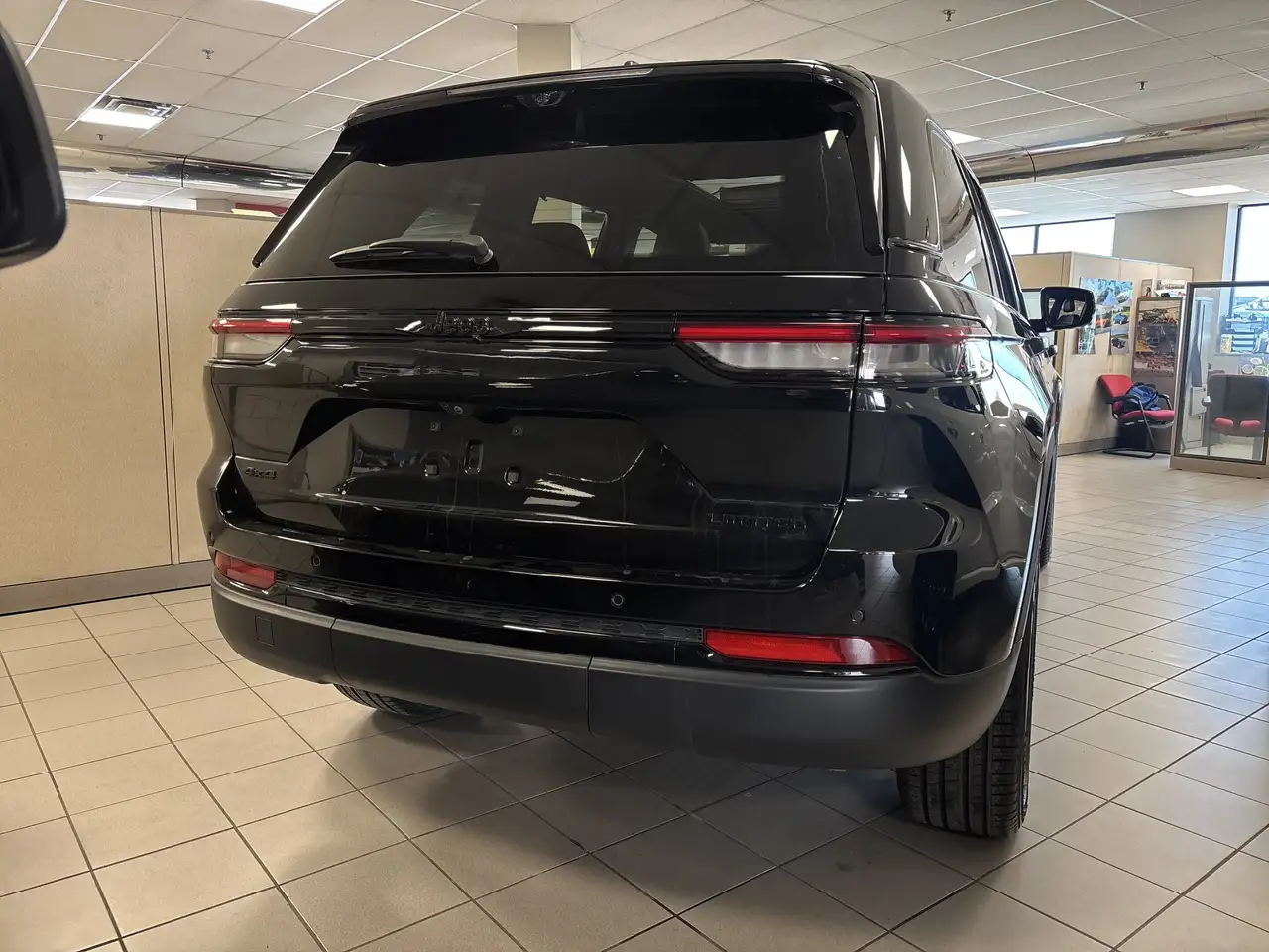Jeep Grand Cherokee снимка Jeep Grand Cherokee