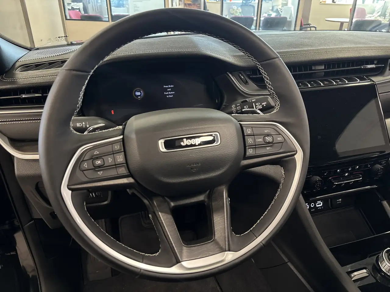 Jeep Grand Cherokee снимка Jeep Grand Cherokee