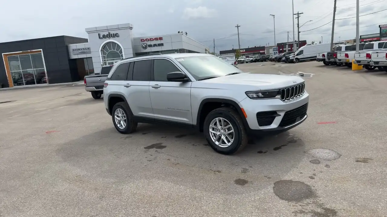 Jeep Grand Cherokee photo Jeep Grand Cherokee