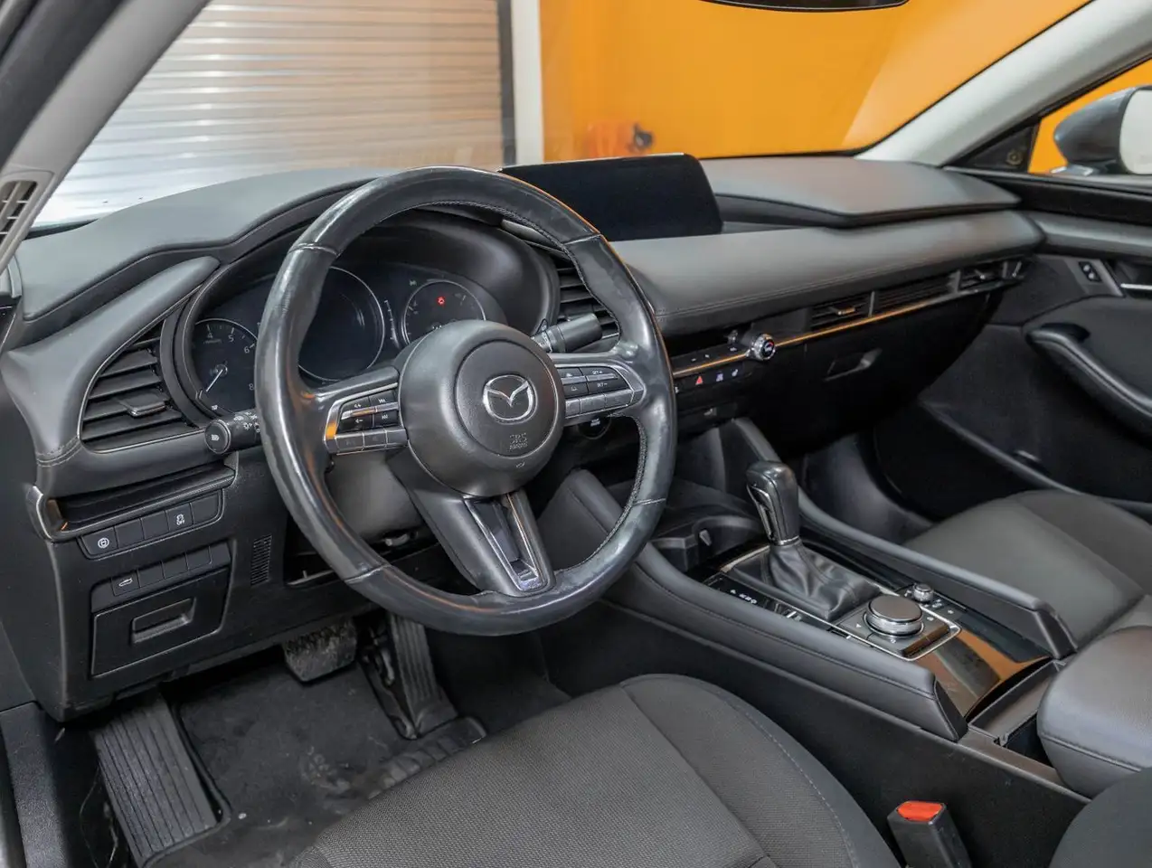 Mazda 3 снимка Mazda 3