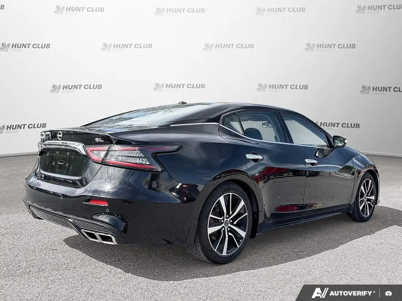 Nissan Maxima снимка Nissan Maxima