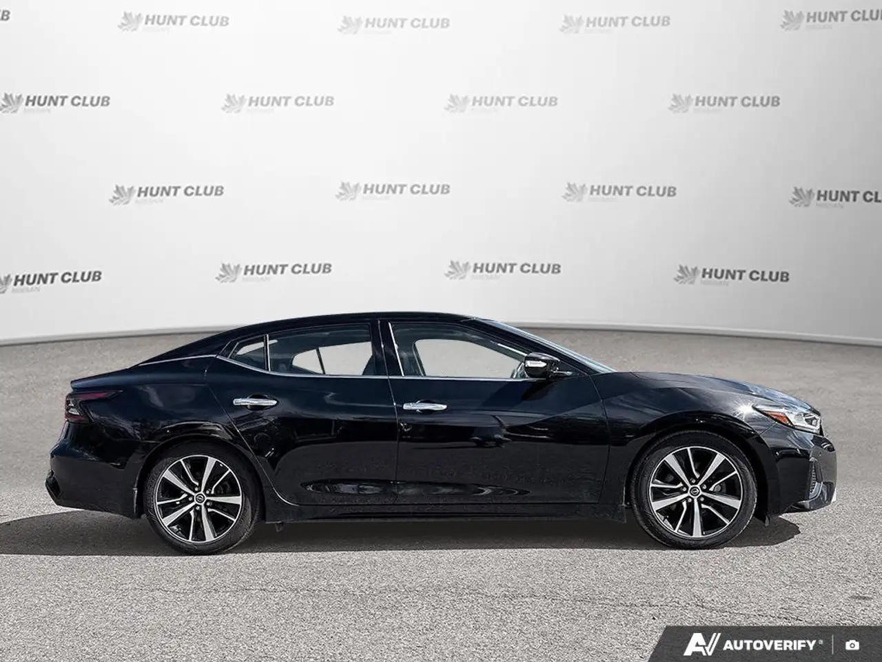 Nissan Maxima снимка Nissan Maxima