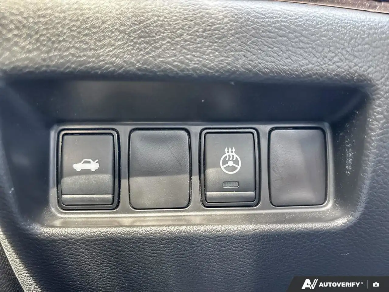 Nissan Maxima снимка Nissan Maxima